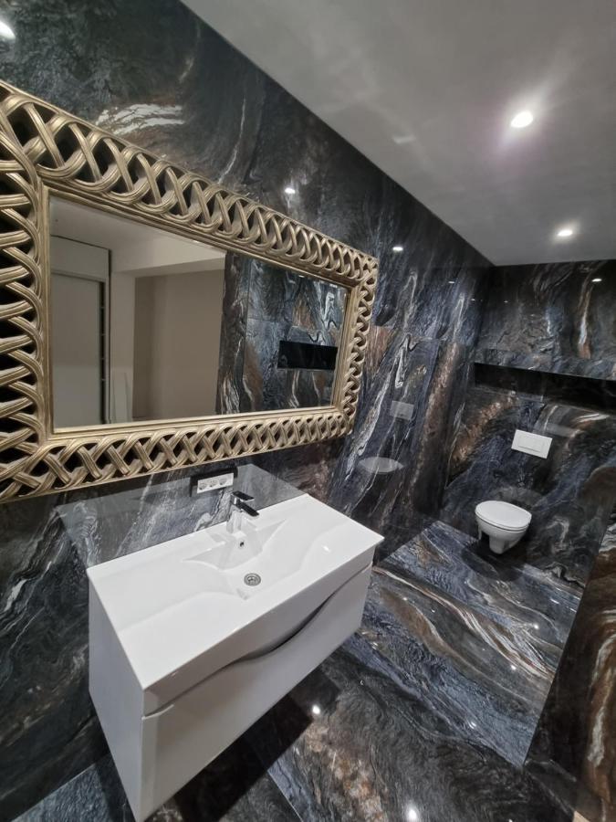 Sky Apartmani & Spa Leskovac  Ngoại thất bức ảnh