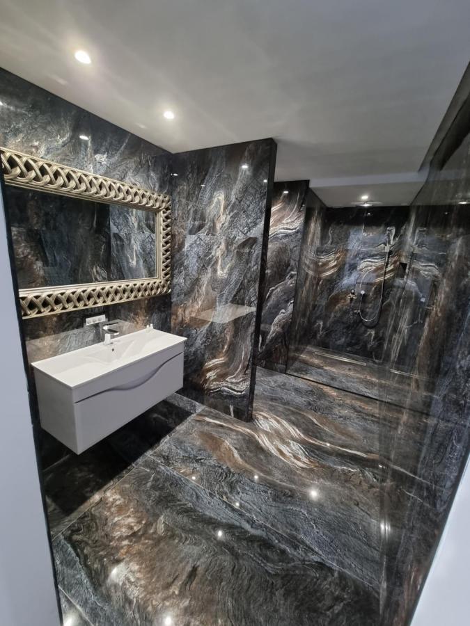 Sky Apartmani & Spa Leskovac  Ngoại thất bức ảnh