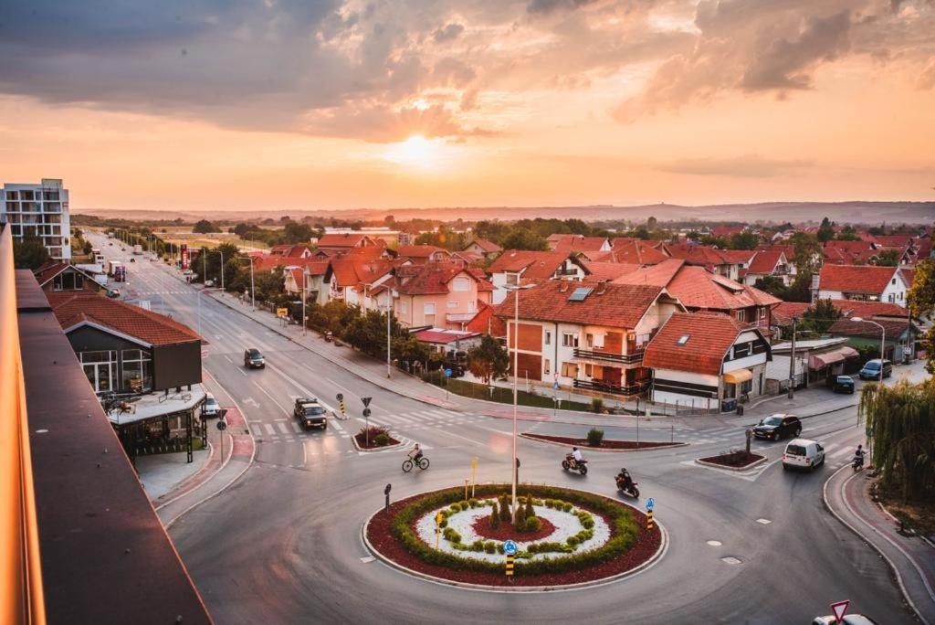 Sky Apartmani & Spa Leskovac  Ngoại thất bức ảnh