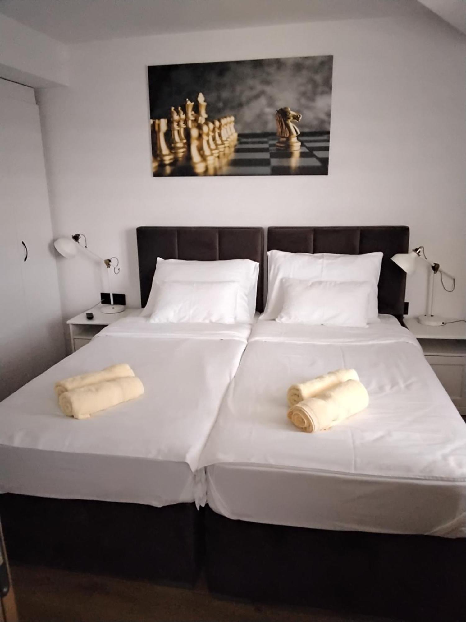 Sky Apartmani & Spa Leskovac  Phòng bức ảnh