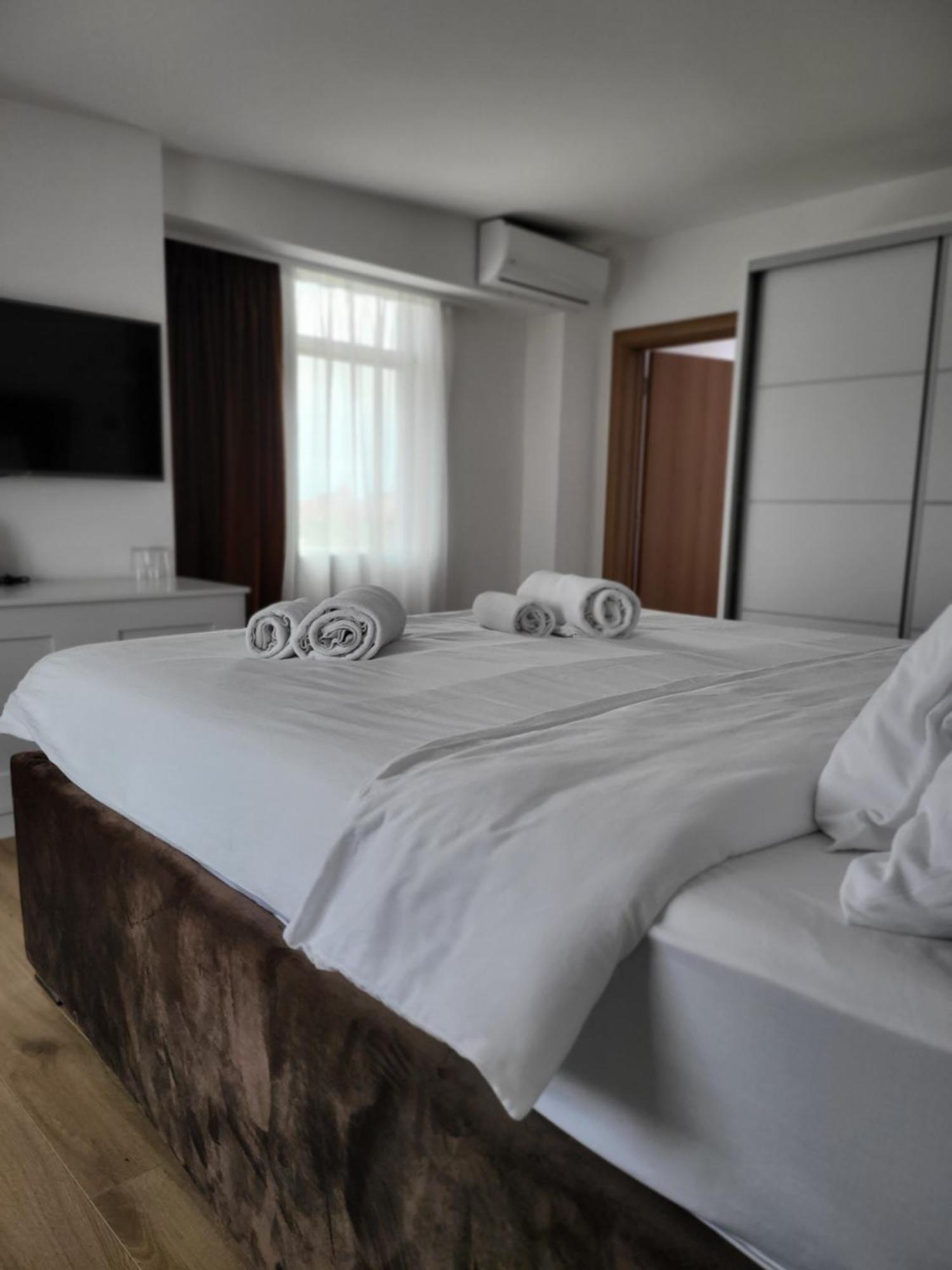 Sky Apartmani & Spa Leskovac  Phòng bức ảnh
